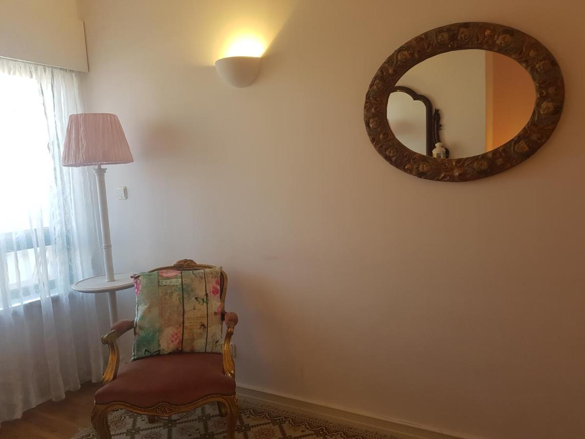 Espacoso Apartamento Junto Ao Metro Apartamento