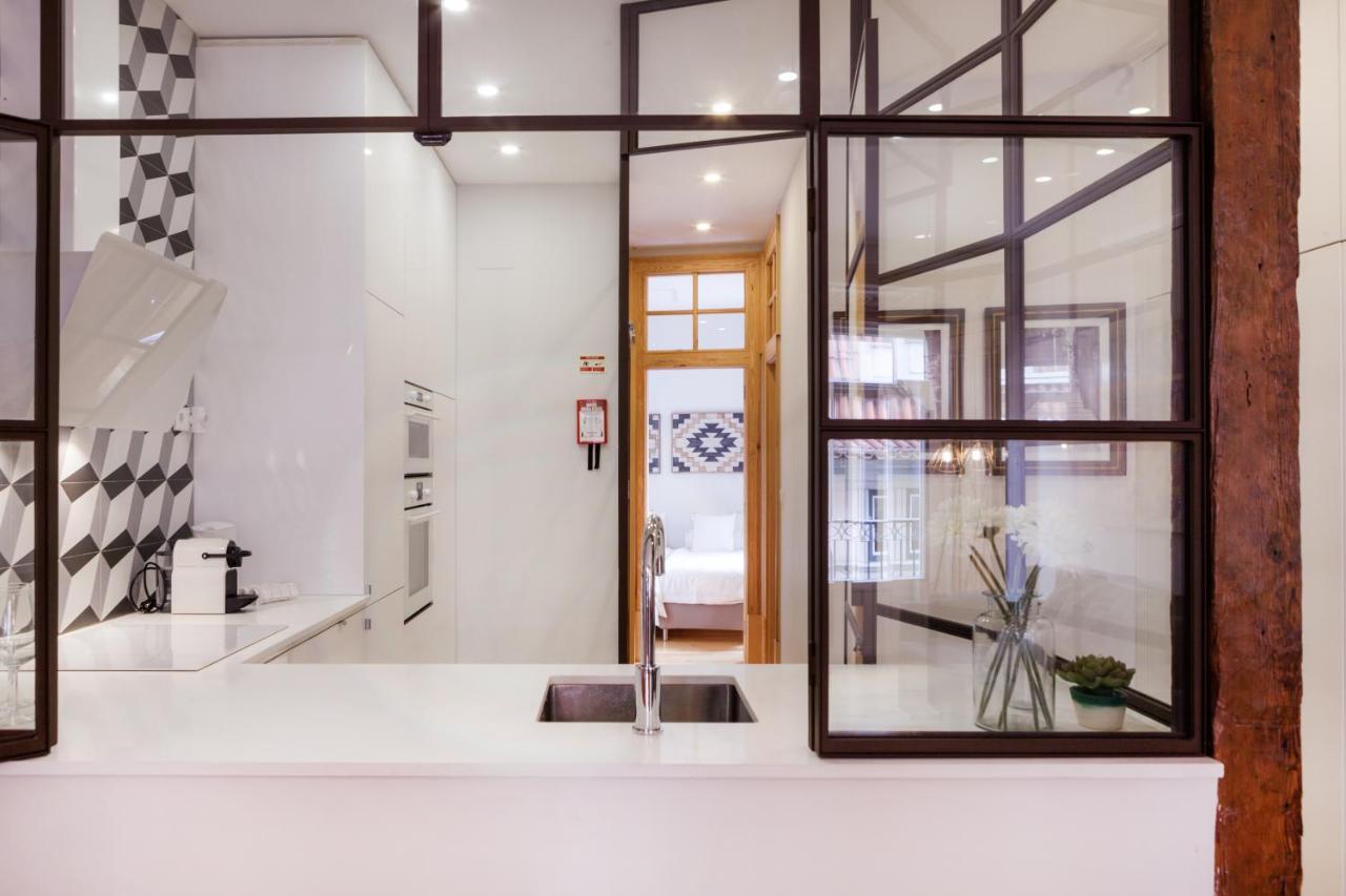 Apartamento Charming Flat With Balconies Chiado District 2 Bedrooms & Ac 19th Century Building *
