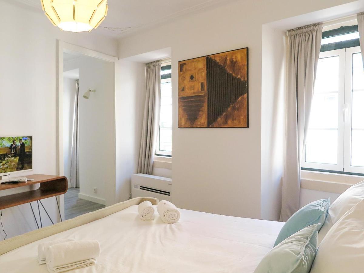 Apartamento Liberdade Stylish With Balcony