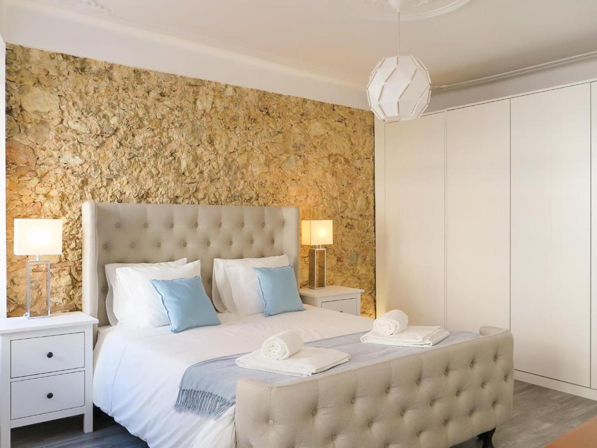 Apartamento Liberdade Stylish With Balcony