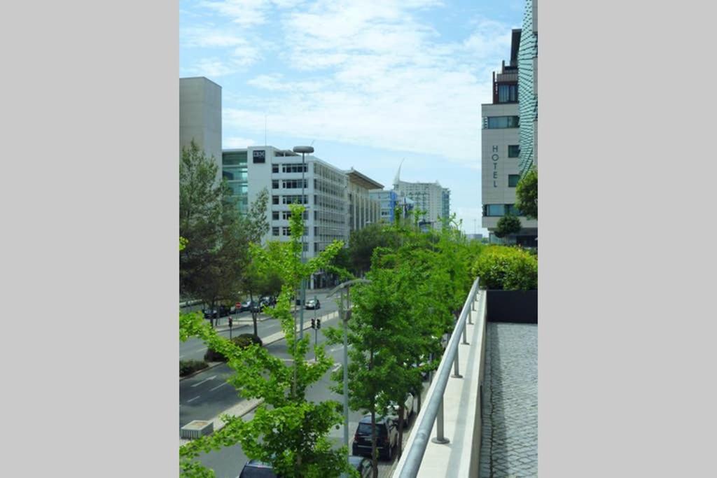 Apartamento D. Joao In Parque Nacoes *