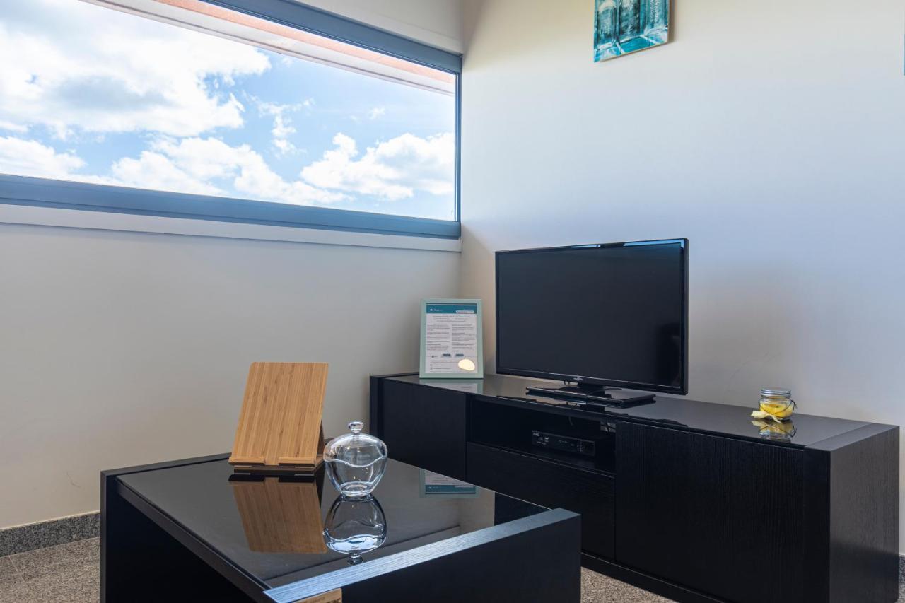 Lovelystay - Trendy 1bdr W/ River View Apartamento