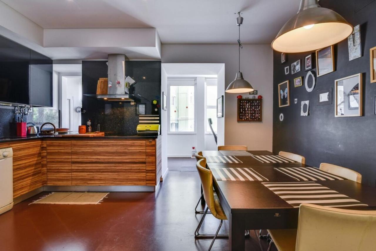 Apartamento Charming 2 Bedroom At Restelo *