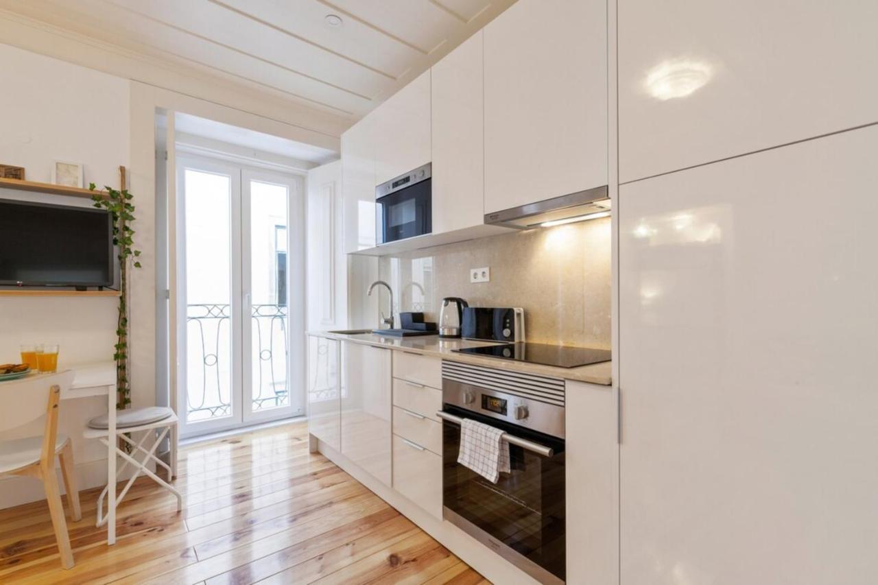 Modern 1bed Apt,sleeps4 Nr Av Almirante Reis *