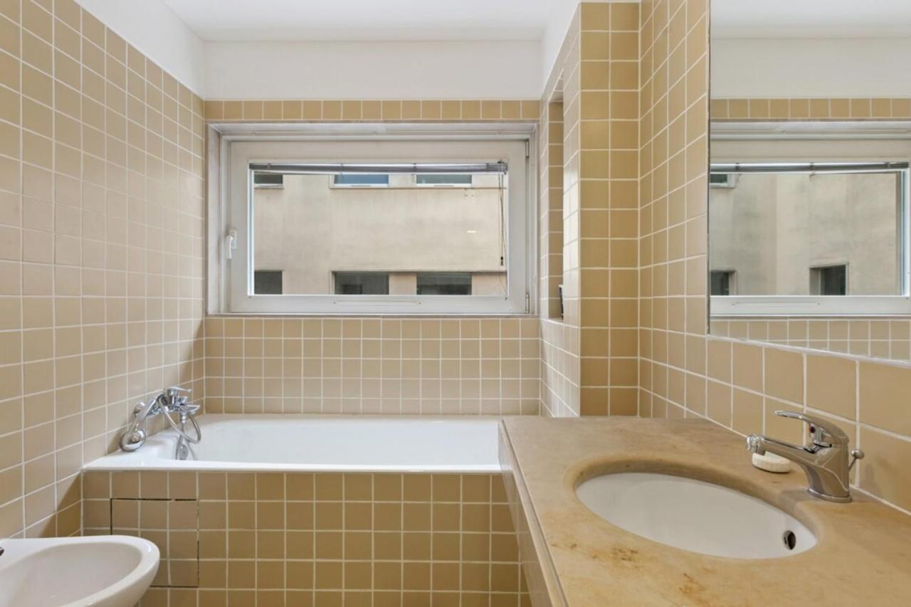Apartment Beautiful 2 Bedroom In Bairro Alto