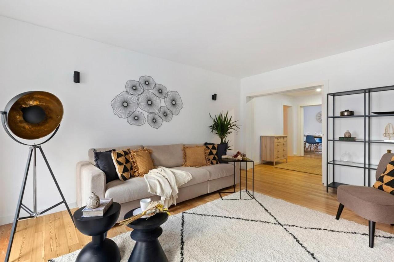 Beautiful 2 Bedroom In Bairro Alto Apartment Lisbon