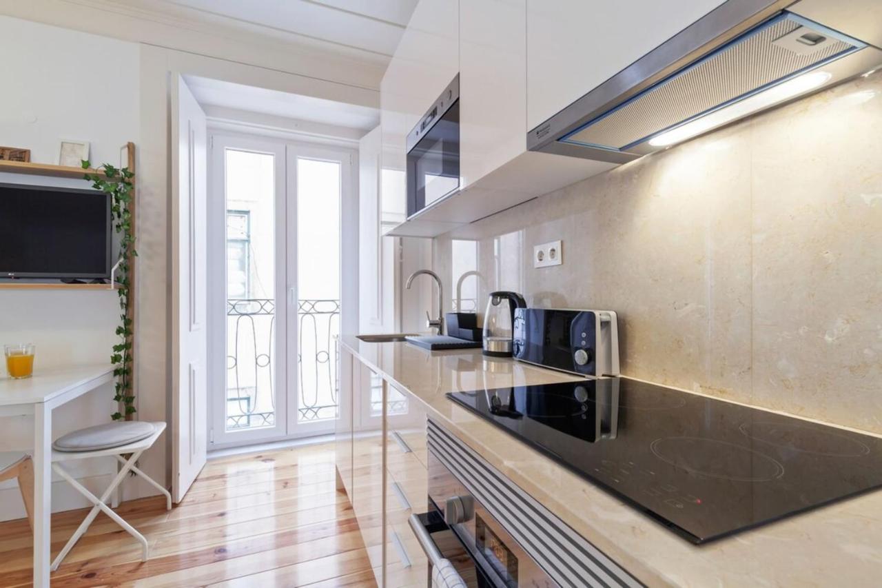 Modern 1bed Apt,sleeps4 Nr Av Almirante Reis Apartamento
