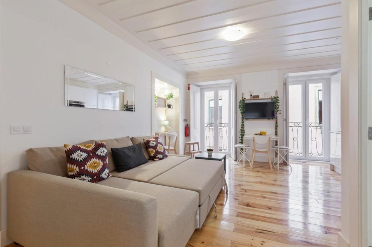 Modern 1bed Apt,sleeps4 Nr Av Almirante Reis Apartamento