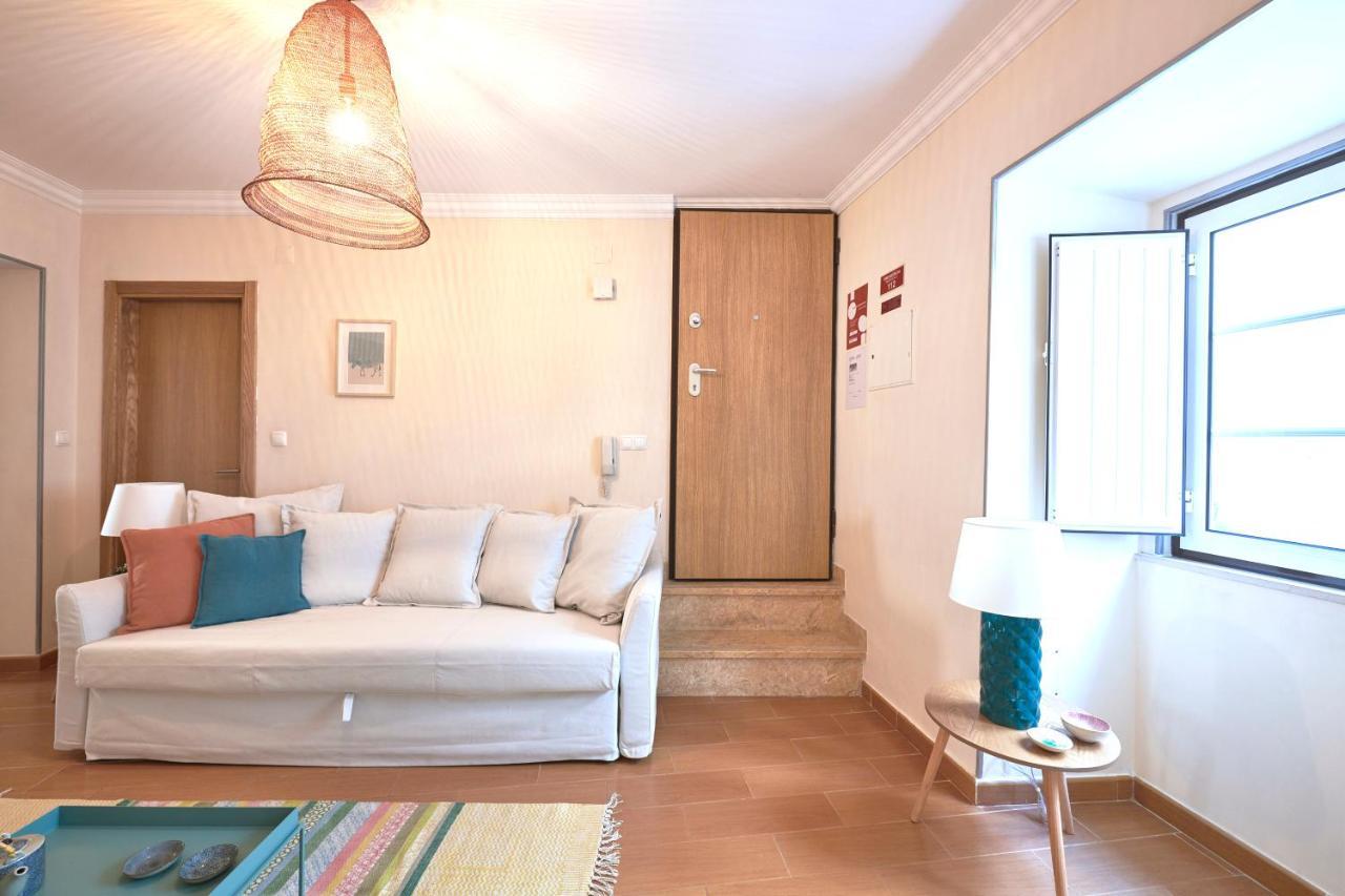 Idyllic With Amazing Courtyard, By Timecooler Apartamento Lisboa