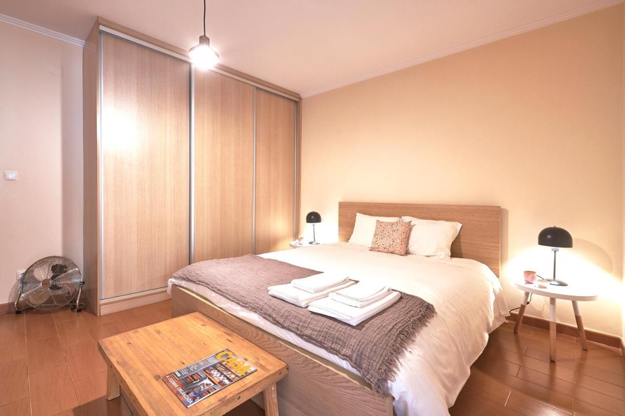 Idyllic With Amazing Courtyard, By Timecooler Apartamento