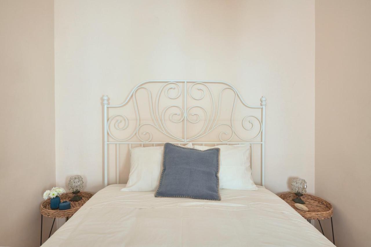 Idyllic With Amazing Courtyard, By Timecooler Apartamento