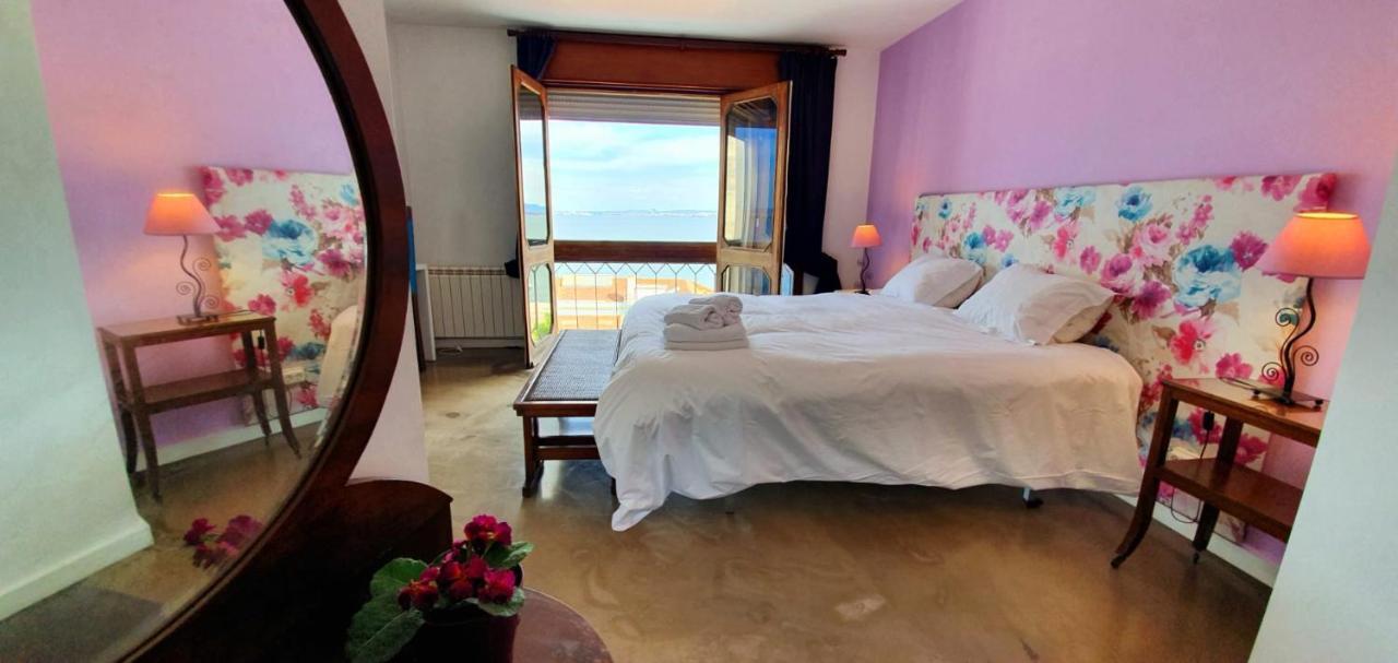 Ra Paraiso Bed and breakfast