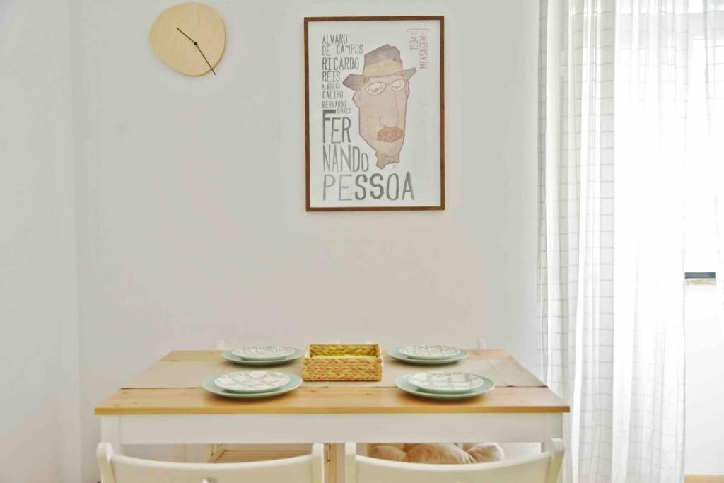 Two Bedroom Cozy Flat By River In Quiet Art Zone * Lisboa
