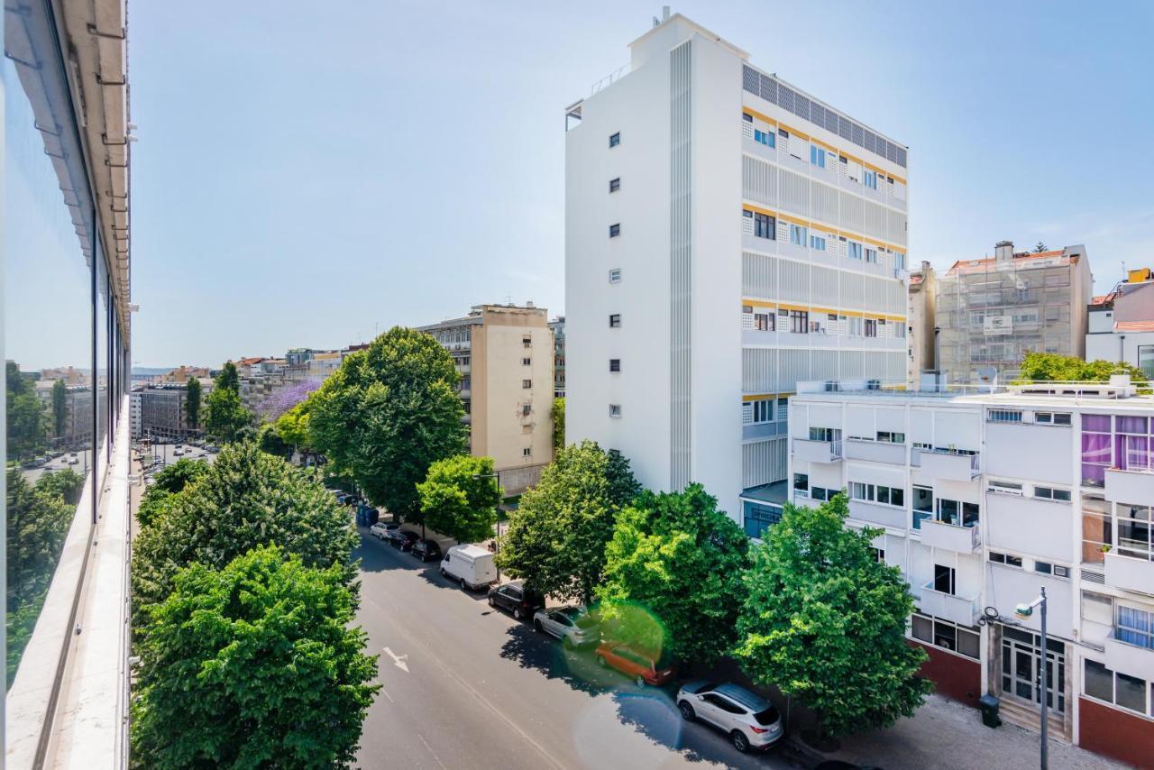 Estrela Modern Flat @ Infante Santo * Lisboa