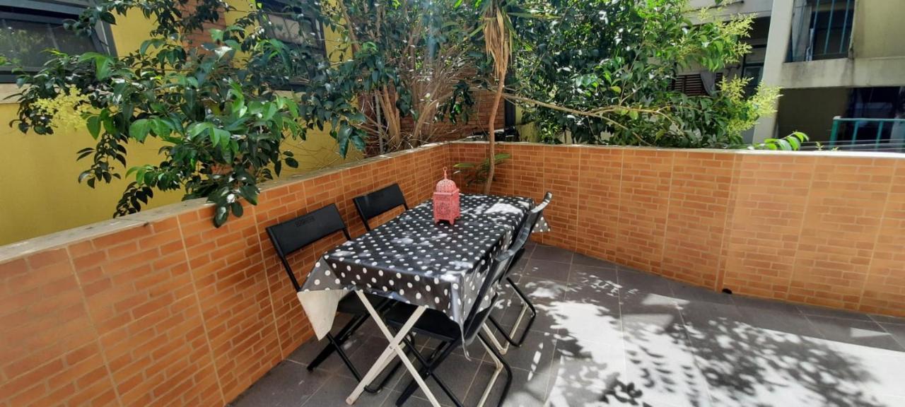 Sunny Terrace Apt, Close To Downtown! 2 Bedroom Flat