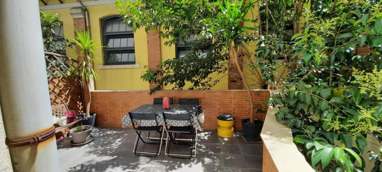 Sunny Terrace Apt, Close To Downtown! 2 Bedroom Flat