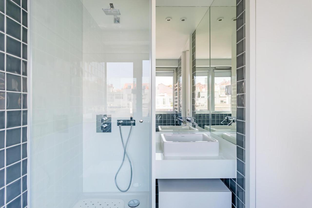 Estrela Modern Flat @ Infante Santo * Lisboa