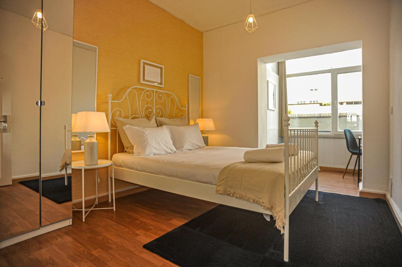 Marques De Pombal - 8 Bedroom Pensión *