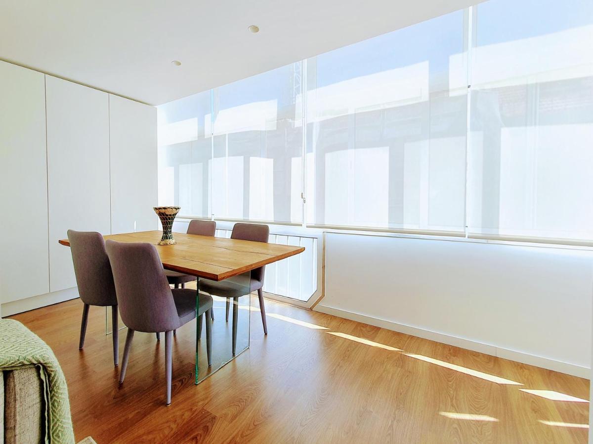 Praca Do Chile Deluxe By Village Apartment