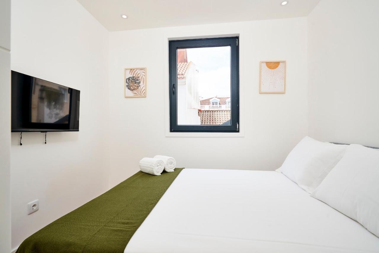 Apartment Altido Modern In Lapa, Nearby Iseg Lisbon