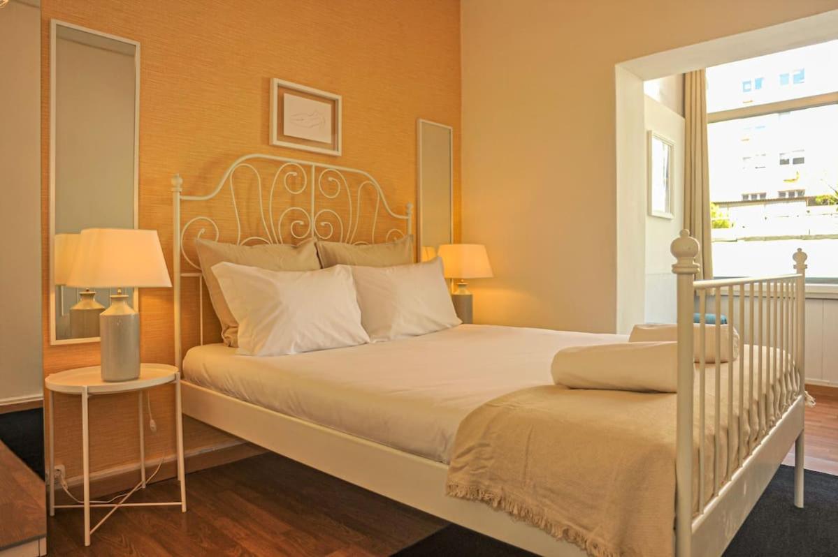 Pensión Marques De Pombal - 8 Bedroom Lisboa