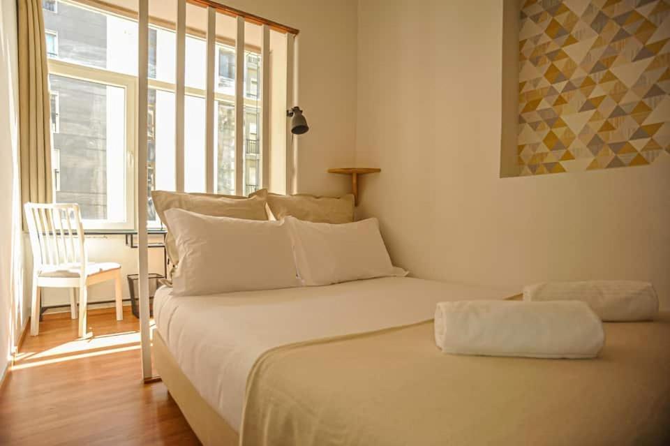 Marques De Pombal - 8 Bedroom Pensión *