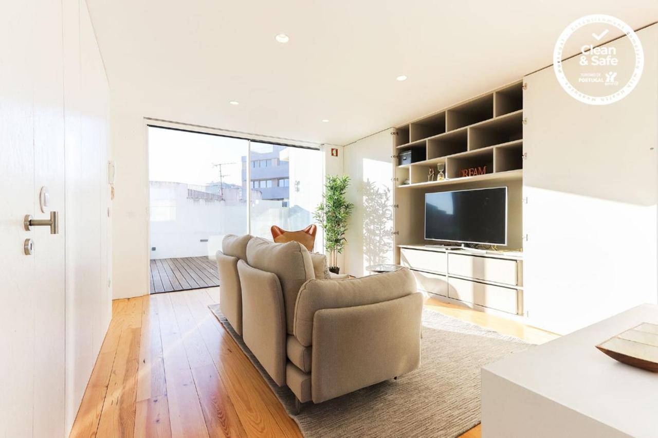 Marques De Pombal Duplex With Terrace By Homing * Lisboa