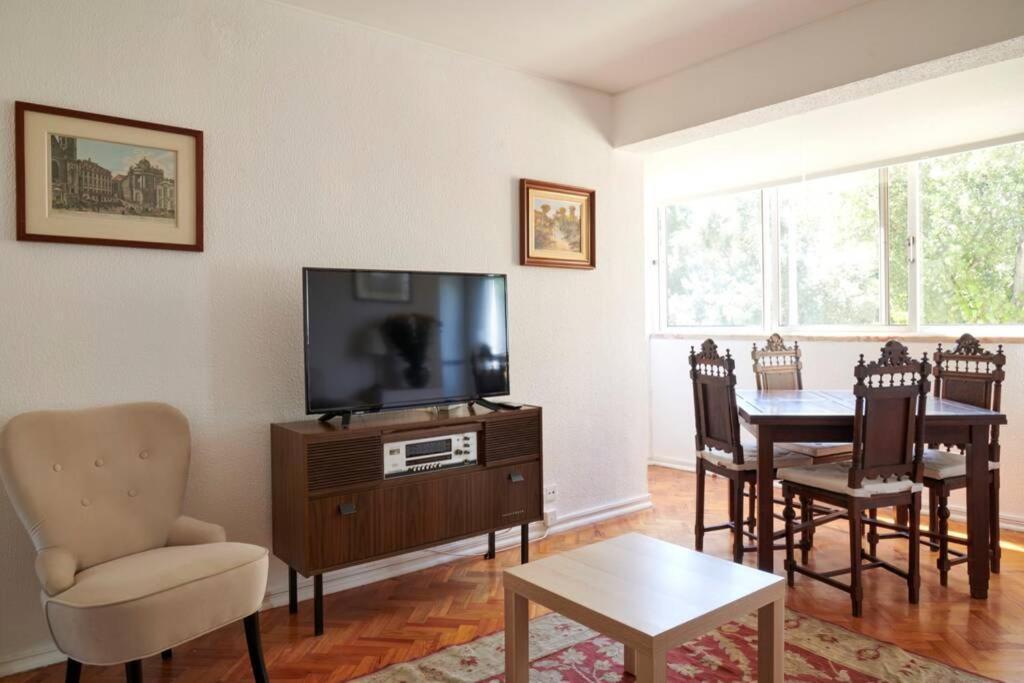 Sofimar Airport Apartment *