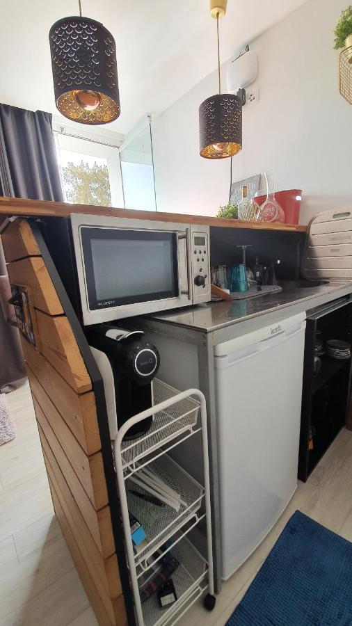 Charm House Apartment *