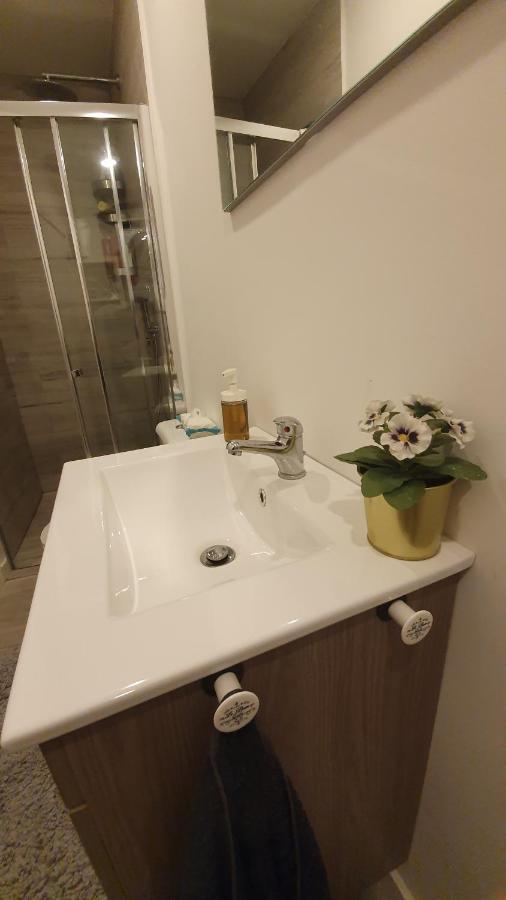 Charm House Apartment