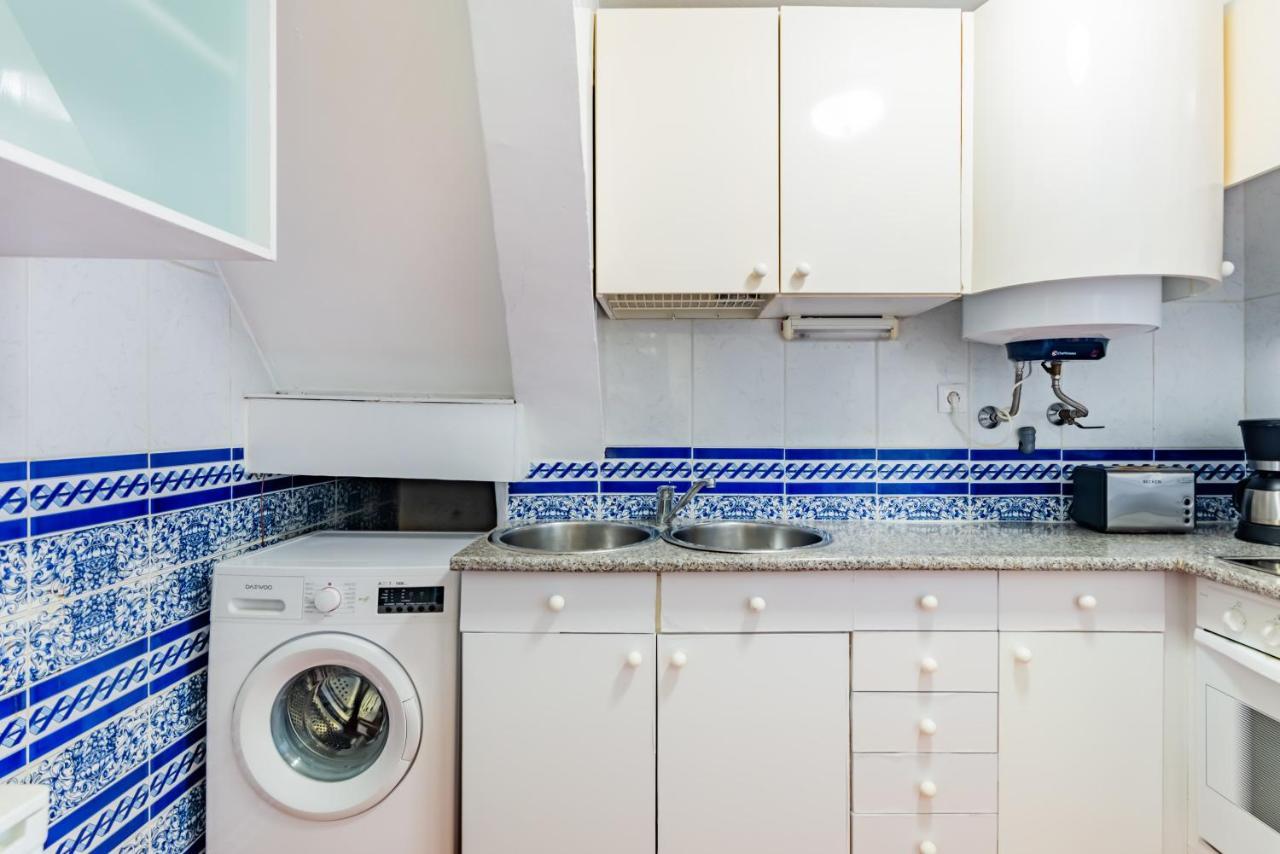 Apartamento 2br At Chiado Historical Heart Of