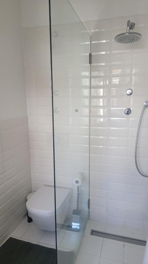 Casa de hóspedes Tiny With Private Bathroom - Bairro Alto Lisboa
