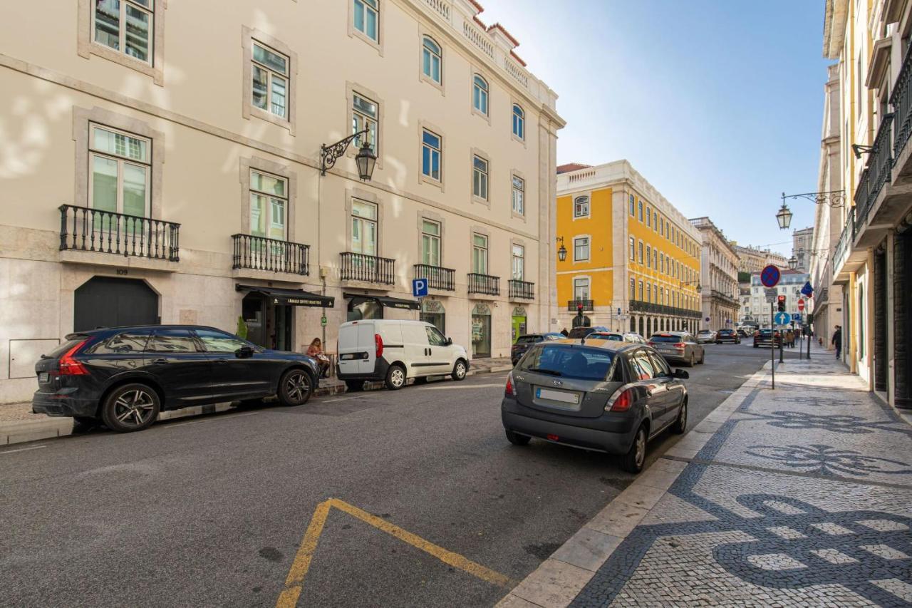 Stunning In Heart Of By Lovelystay Apartment *