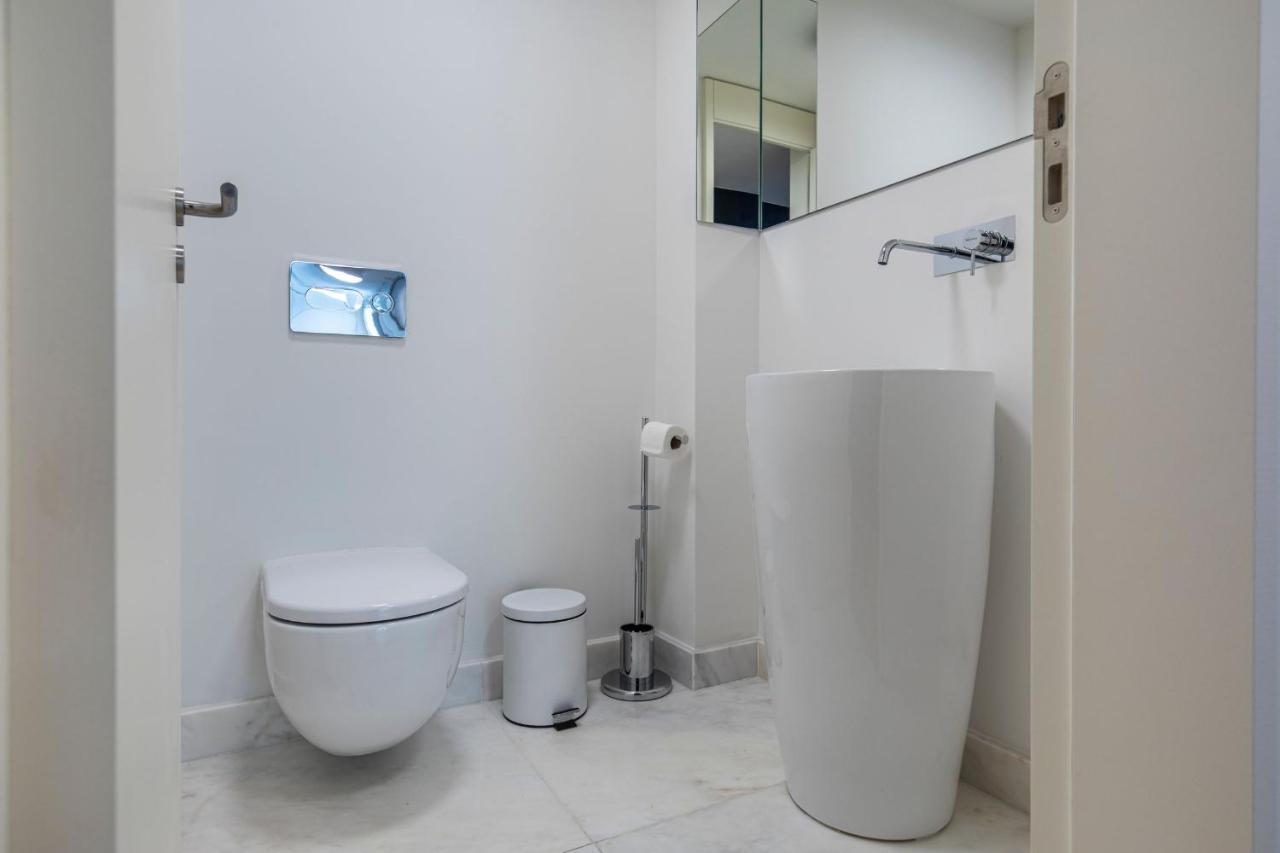 Stunning In Heart Of By Lovelystay Apartment *