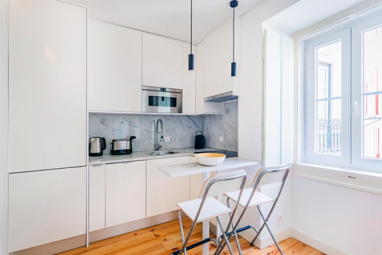 Apartment Romantic Alfama Getaway Lisbon