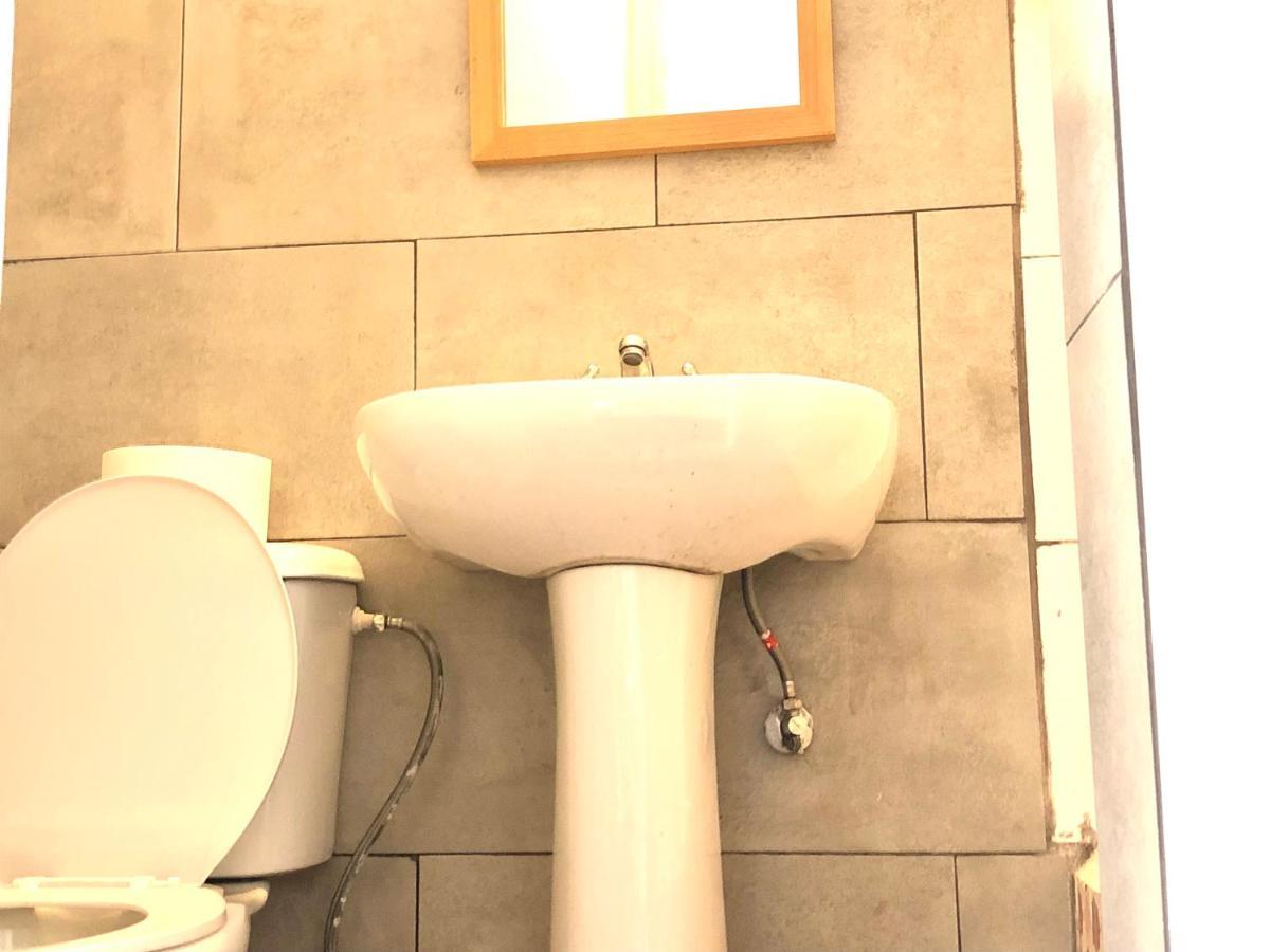 Guest house Sri-indo Lisbon