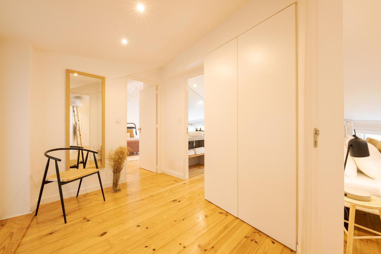 The Yellow House Spacious Duplex In Prazeres District Apartamento