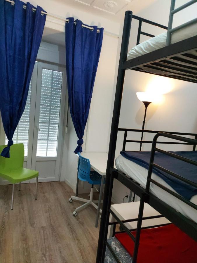 D&n Hospedagem-almirante Albergue *
