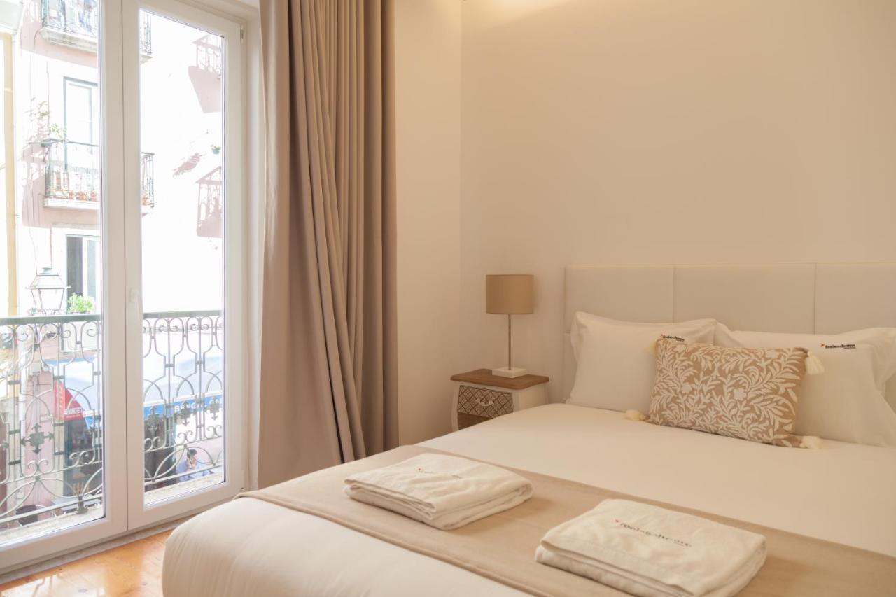 Flh Intendente Portuguese Flat