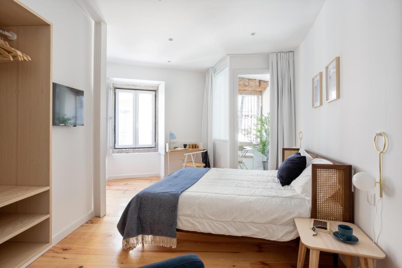 Joivy Big 6br House With Terrace In Santa Catarina Lisboa