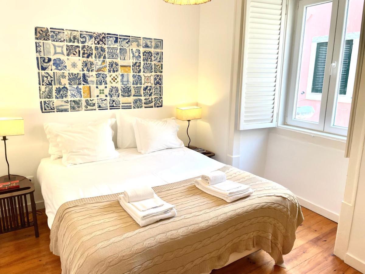 Bright And Spacious Three Bedroom In The Heart Of Apartamento Lisboa