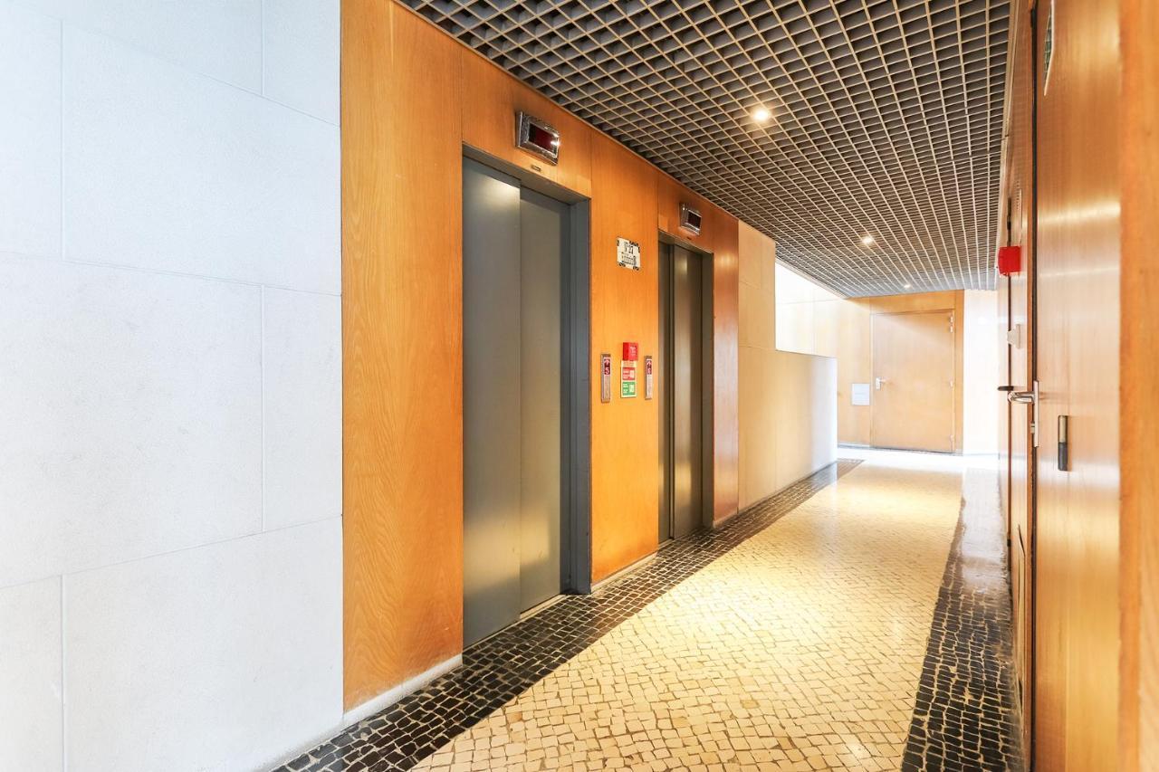 Apartment Portucale ! Modern With Garage