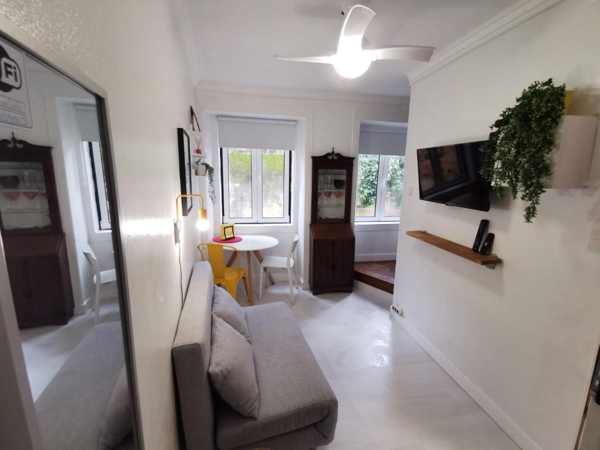 Lovely Small Loft In Alfama Near Castelo S Jorge Apartamento *