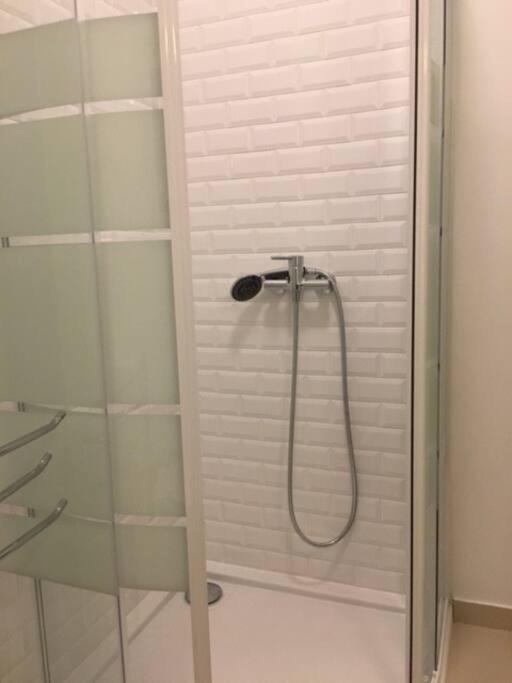 Charming Private Wc & Balcony Quarto em Acomodações Particulares