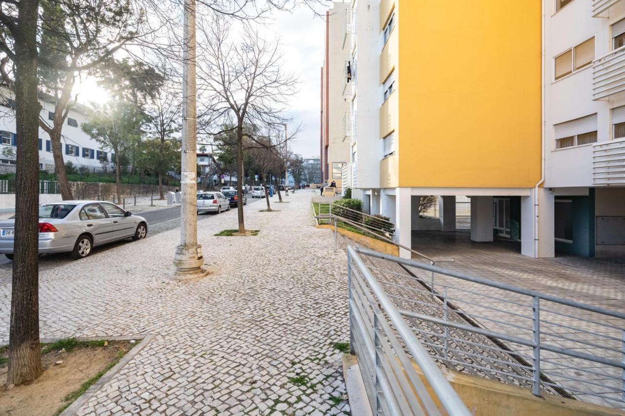 Akicity Penha Ebony Lisboa