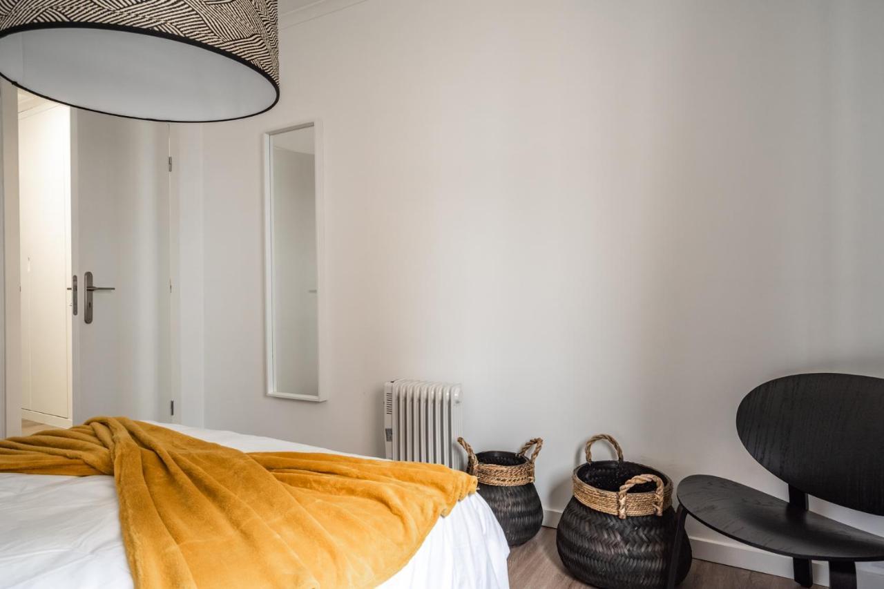Akicity Penha Ebony Lisboa