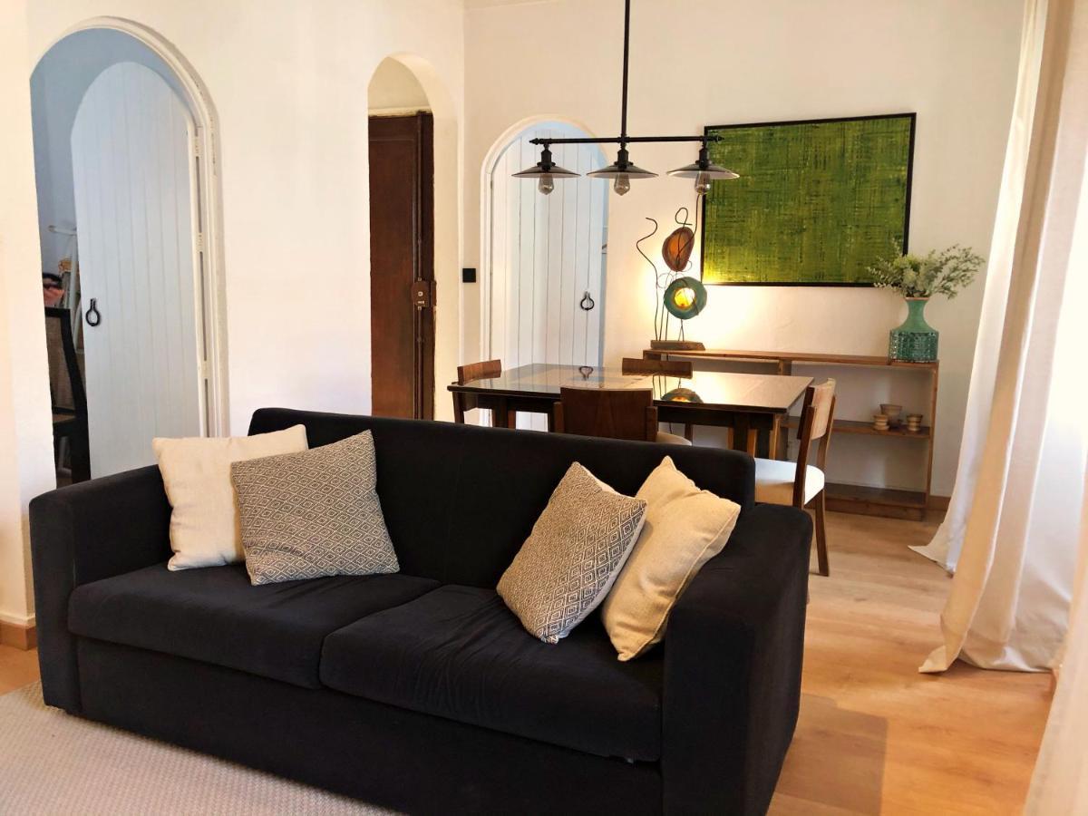 Vintage 2bedroom Apartment *