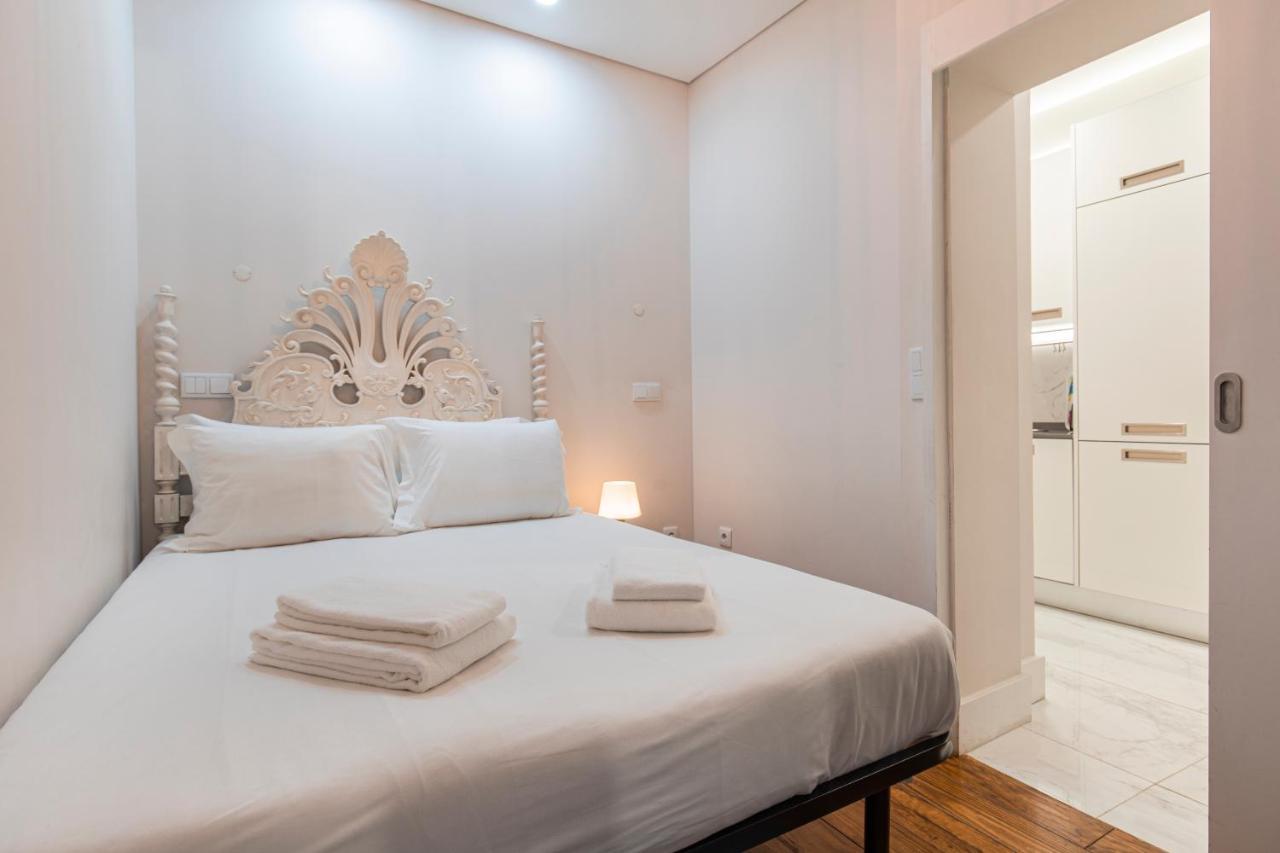 Apartamento Cozy & Lovely W/ Patio By Lovelystay