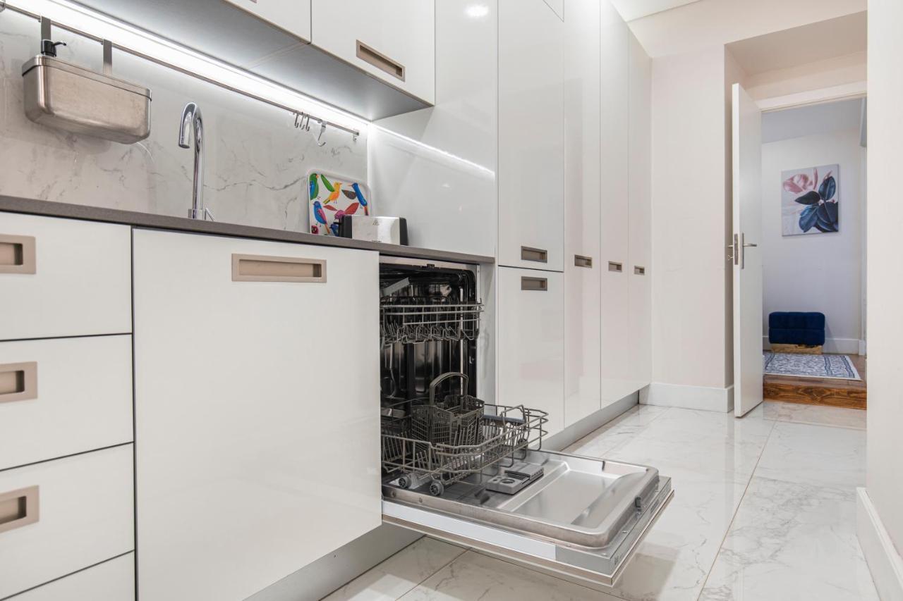 Cozy & Lovely W/ Patio By Lovelystay Apartamento