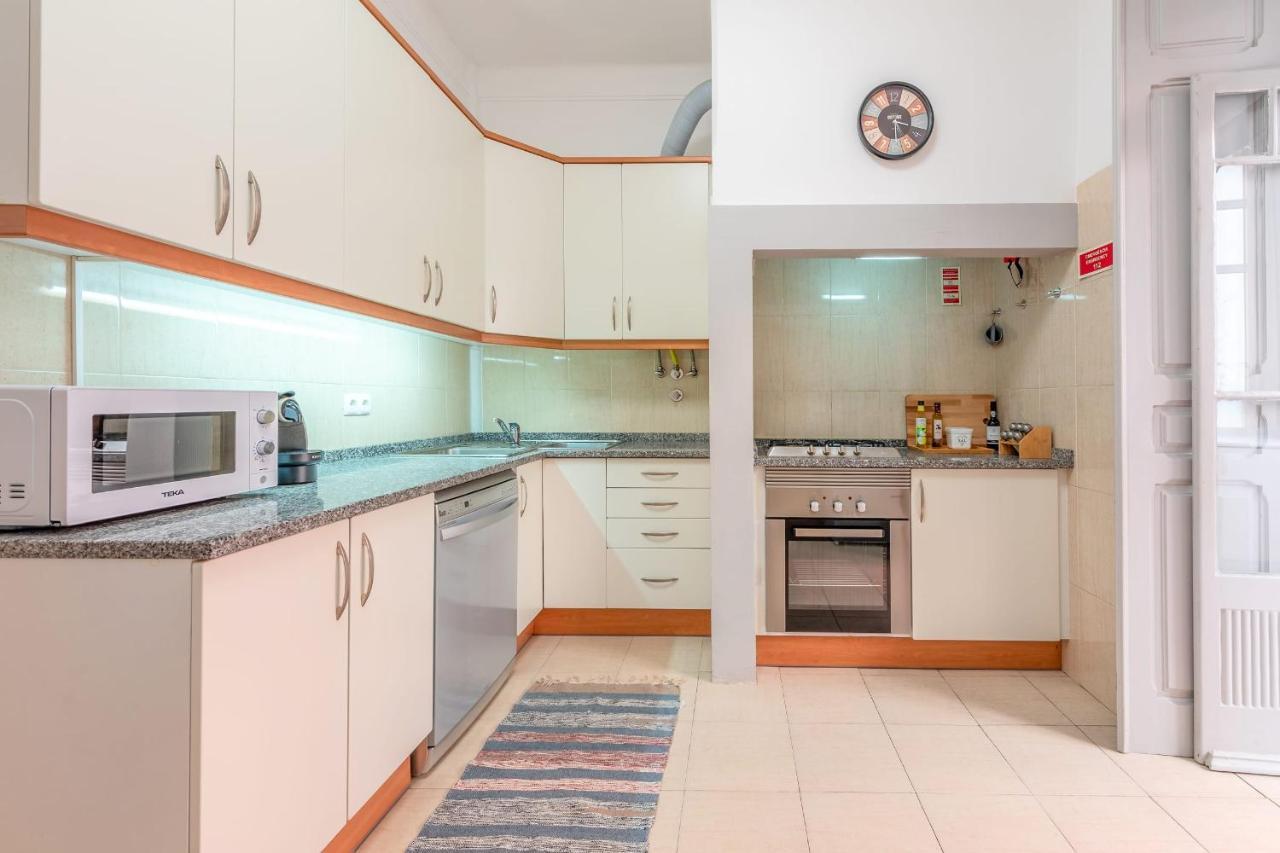 Apartamento Portucale ! Deluxe 3 Bedroom In Arroios *